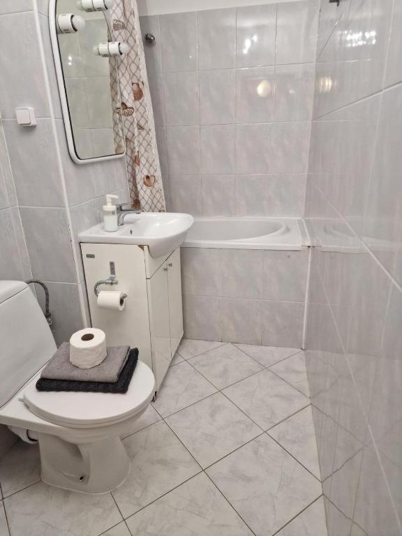 Nww Appartement Warschau Buitenkant foto