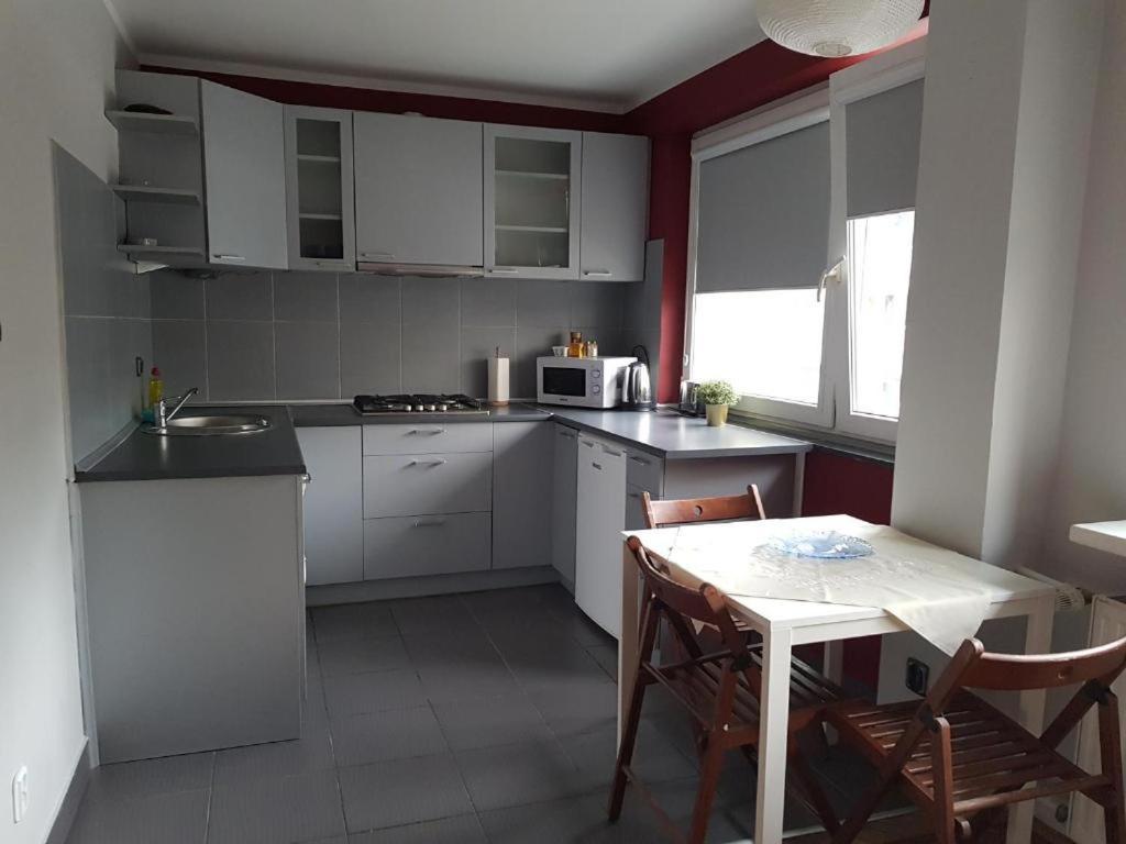 Nww Appartement Warschau Buitenkant foto