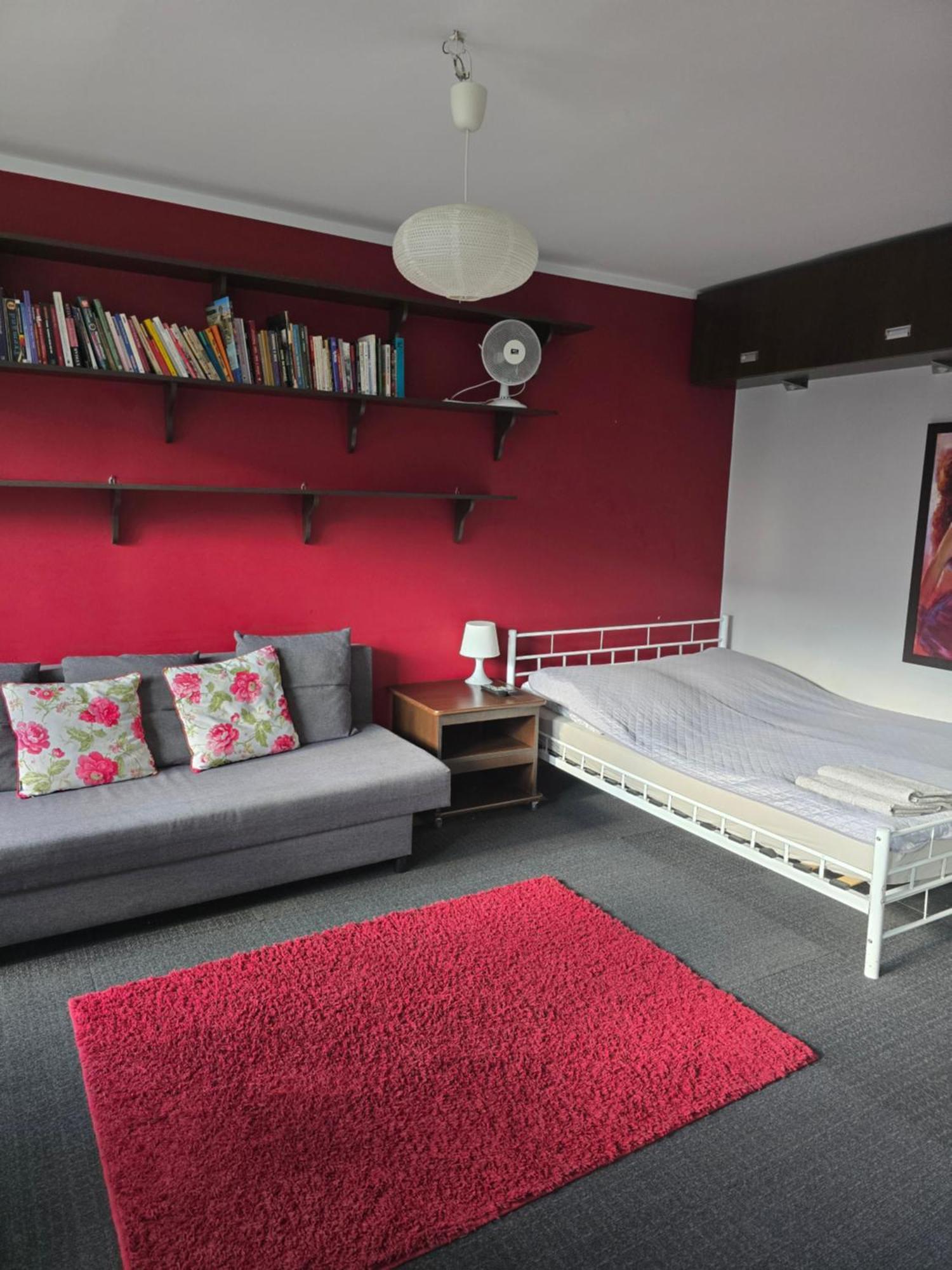 Nww Appartement Warschau Buitenkant foto